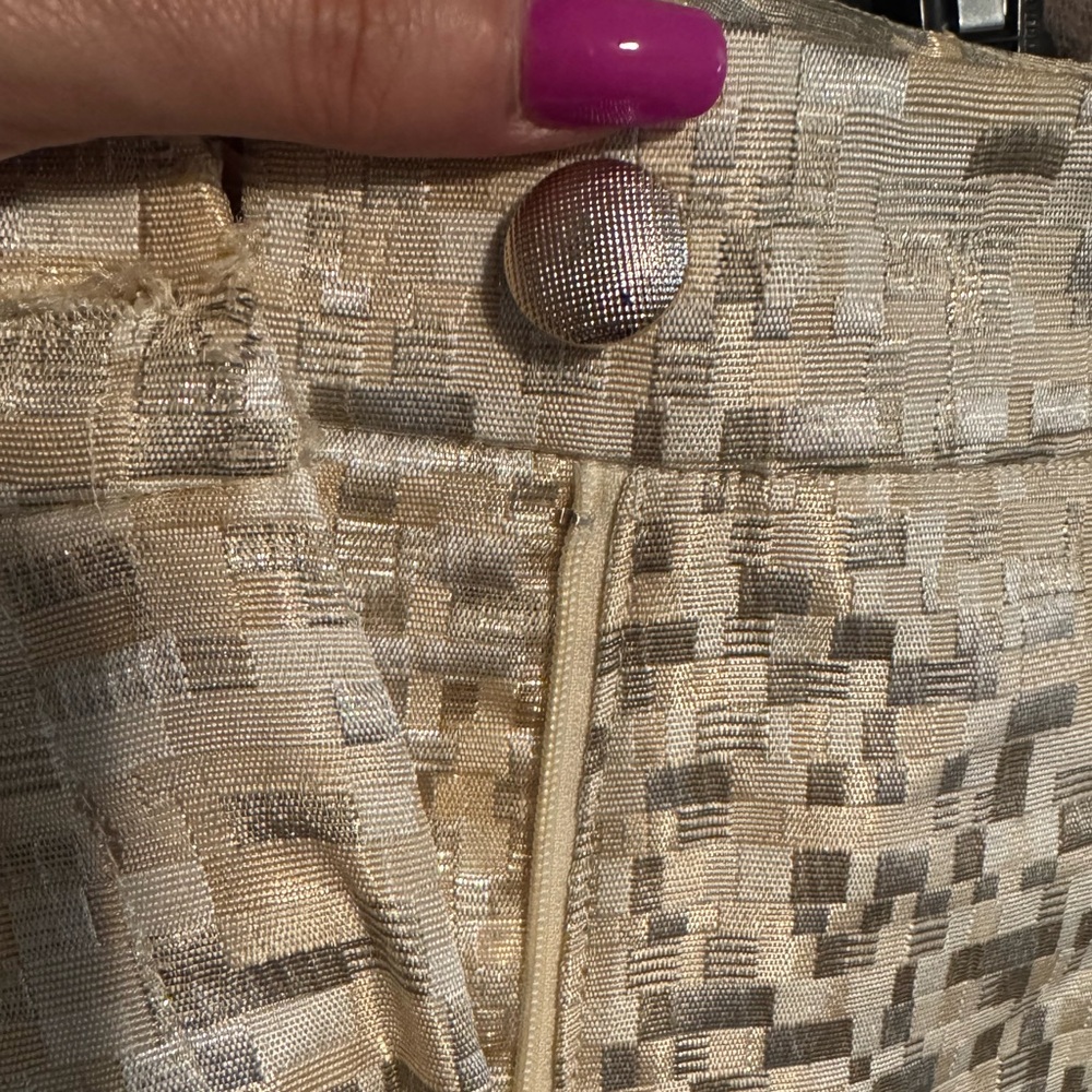 Women's Cream Patterned Metallic Boutique Shorts - Picture 11 of 16